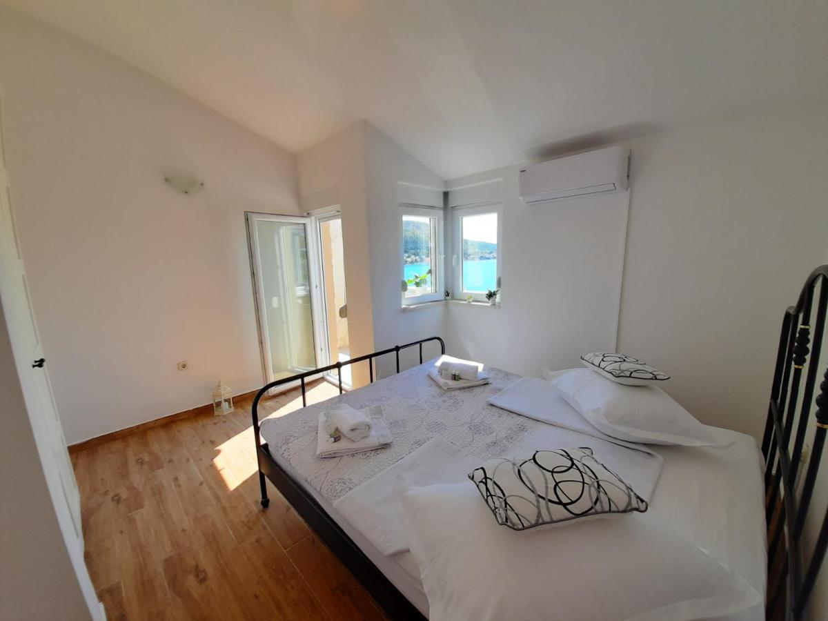 Holiday Beach House Apartment Grebaštica Exterior foto