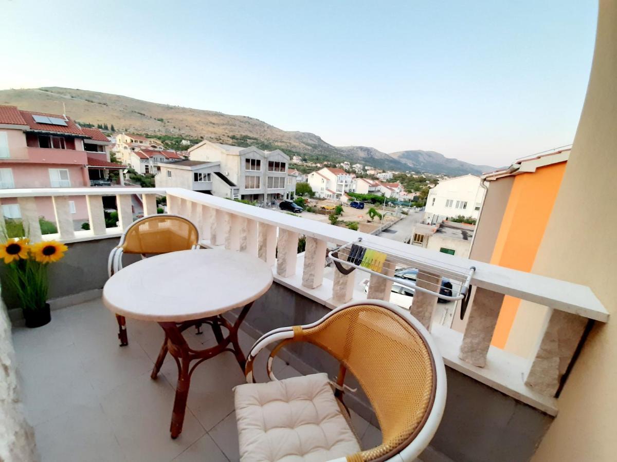 Holiday Beach House Apartment Grebaštica Exterior foto