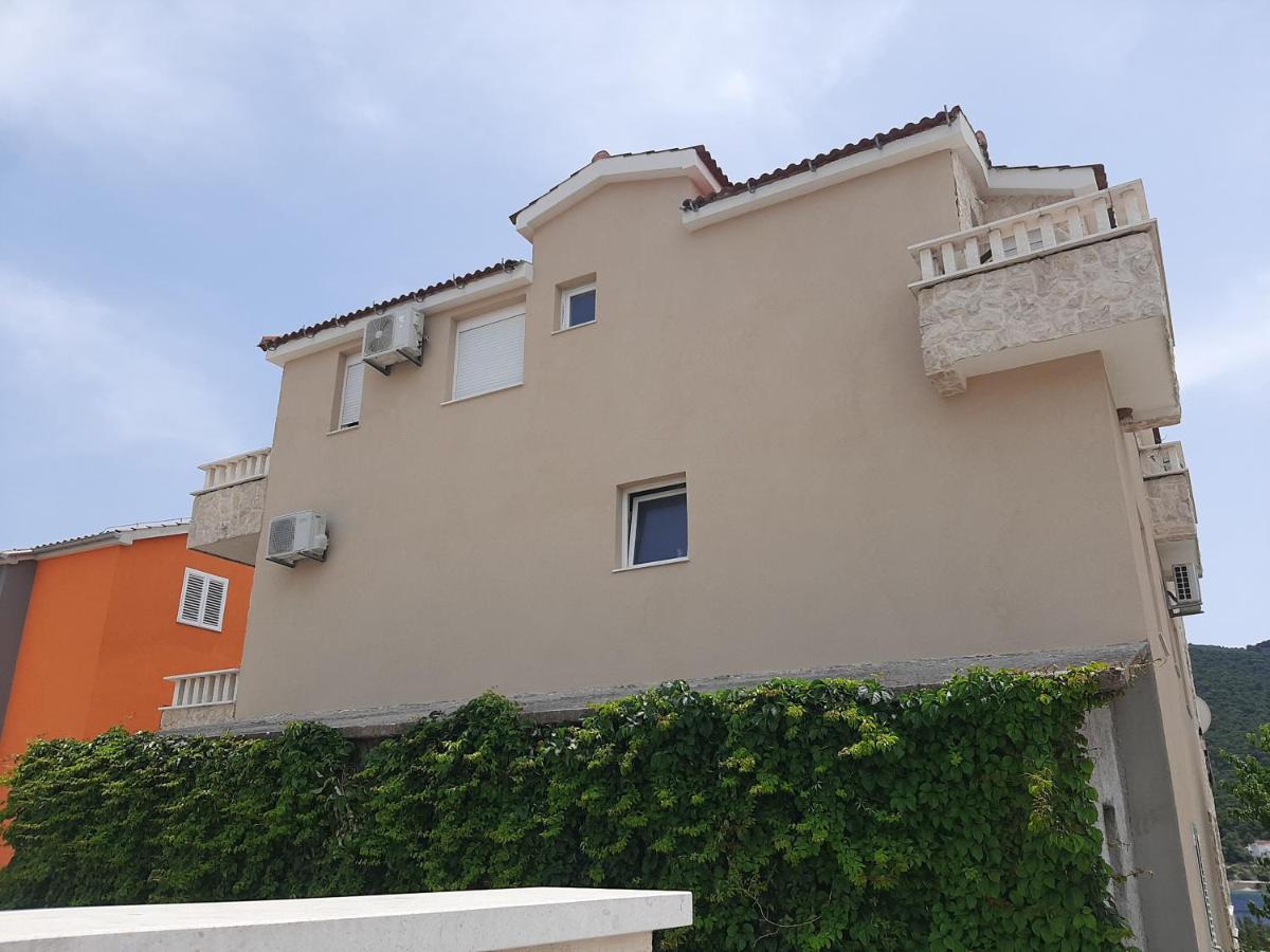 Holiday Beach House Apartment Grebaštica Exterior foto